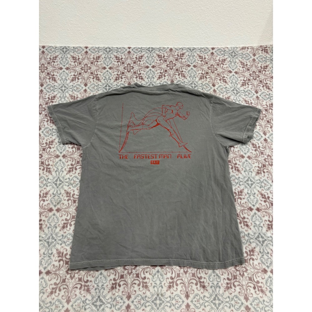 BAIT DC Comics The Flash T-Shirt Grey Fastest Man Alive Graphic Tee Mens XL